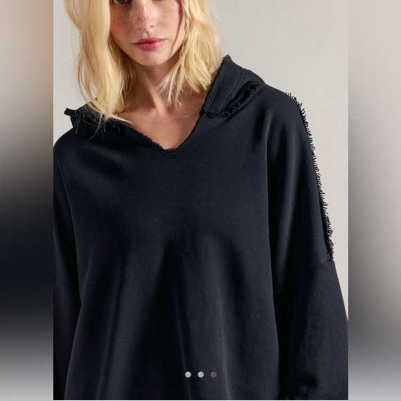 🦋Free People Hoodie - Picture 2 of 4